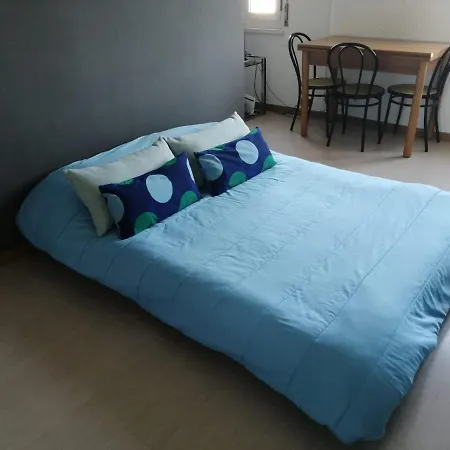 Apartamento - Sacchini 16 *